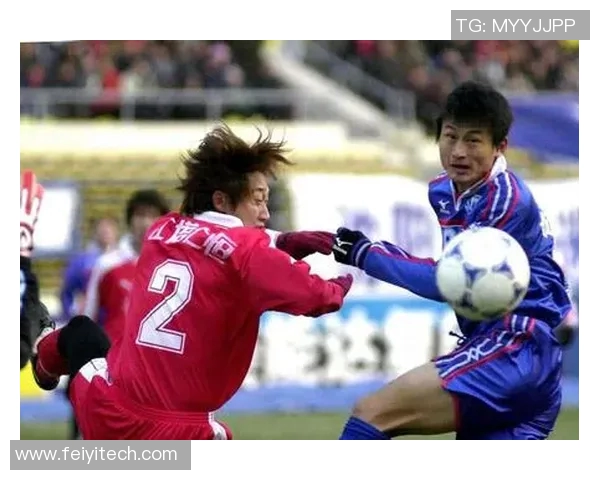 足球明星胡云峰高清图片欣赏与生平故事分享