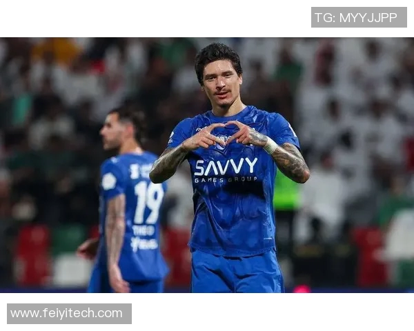 努涅斯在赛场上的崛起与挑战解析,如何成为足球界的新星 努涅斯在赛场上的崛起与挑战解析,如何成为足球界的新星